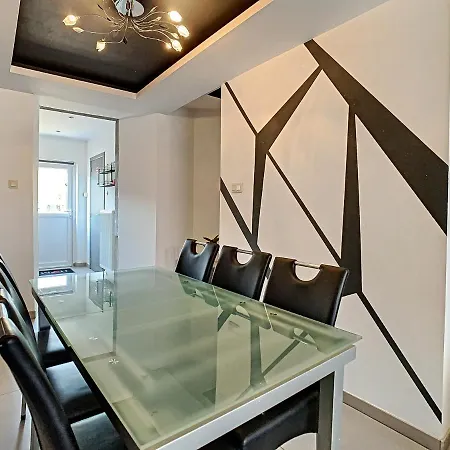 Au Fil De L Eau بيت للعطل Yvoir