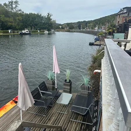 بيت للعطل Au Fil De L Eau